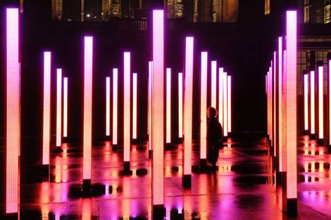 “Volume” consists of 46 columns of lights. It was exhibited from November 2006 until January 2007.